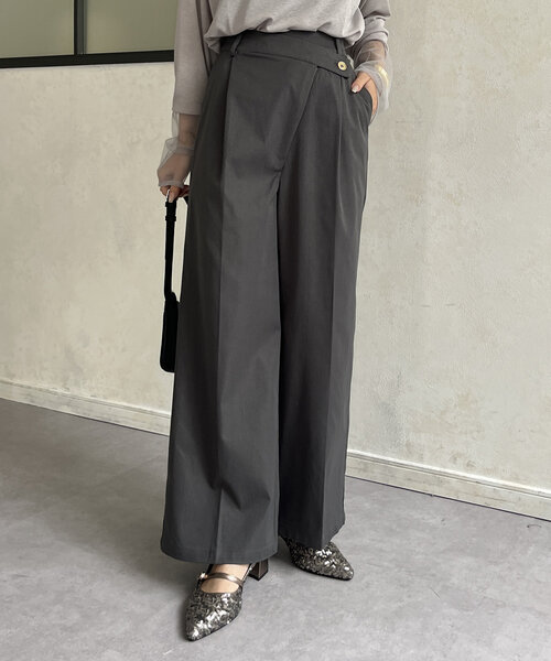 Thevon(ゼボン)の「ウエストクロスタックパンツ(その他パンツ・レディース・チャコールグレー/ブラック/ホワイト系その他/キャメル・S/M)」の19枚目の写真