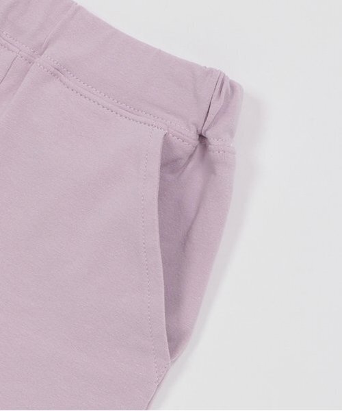 petit main(プティマイン)の「【プティプラ】GIRLSカットショーパン(スウェットパンツ・キッズ・オフホワイト/サックスブルー/レッド/ラベンダー・80cm/90cm/100cm/110cm/120cm/130cm)」の15枚目の写真