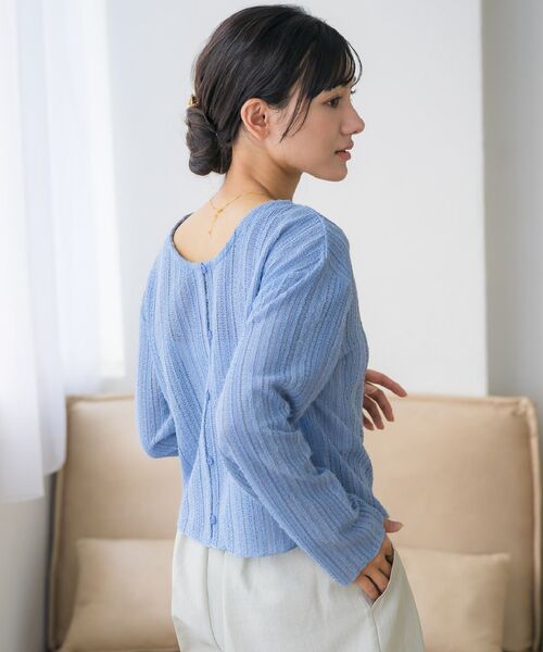 RETRO GIRL（レトロガール）の「スカシ柄カットカーデ（カーディガン/ボレロ・レディース・ブラック/ナチュラル/ブルー・FREE）」の4枚目の写真