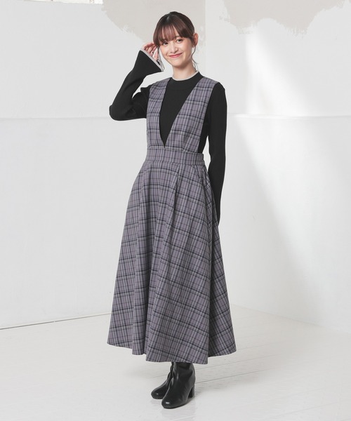 Honeys（ハニーズ）の「Ｖネックジャンスカ（ジャンパースカート・レディース・グレー系/ネイビー系/ブラウン系・SS/S/M/L/LL/3L）」の7枚目の写真