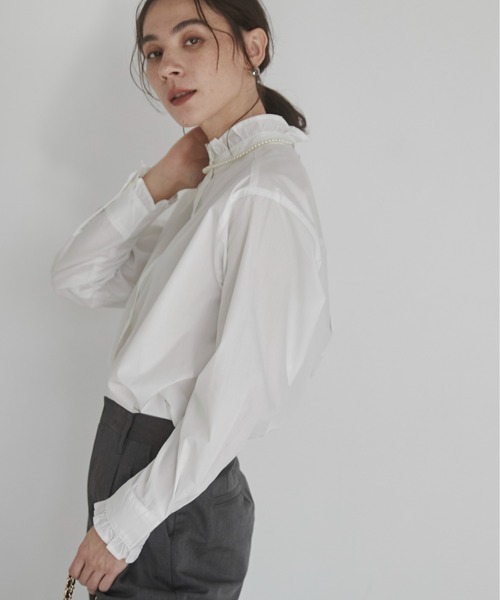 ANGIE（アンジー）の「フリルカラーシャツ（シャツ/ブラウス・レディース・アイボリー/サックスブルー/ブラック系その他/ブルー系その他/ホワイト・FREE）」の22枚目の写真