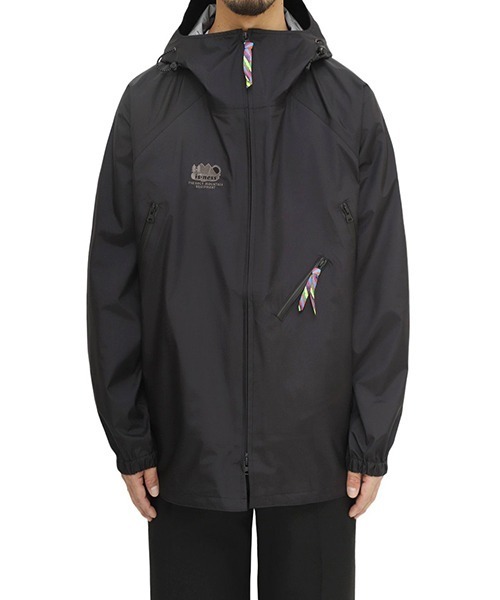 is-ness（イズネス）の「is-ness / イズネス：3-LAYER TRANSFORMABLE