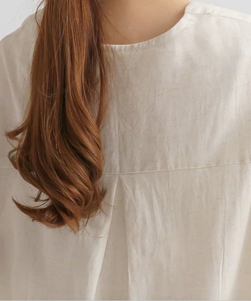 LOSUCA（ロスカ）の「綿麻レーヨン　Vネック羽織ワンピース（ワンピース・レディース・ナチュラル/チャコール・FREE）」の9枚目の写真