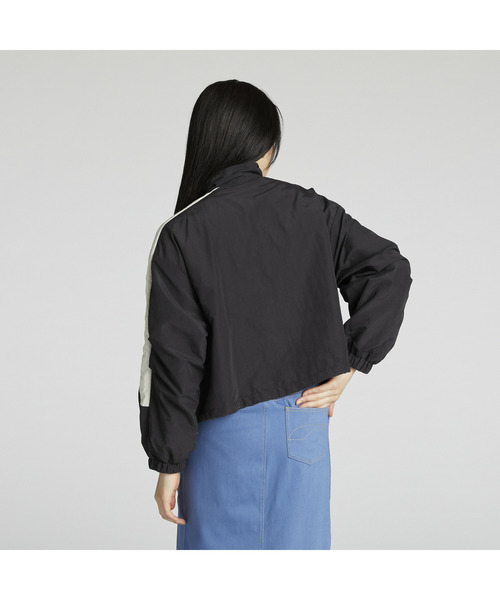 PUMA（プーマ）の「PUMA プーマ ウィメンズ CORE HERITAGE ウーブン トラックジャケット CORE HERITAGE（ブルゾン・レディース・ブラック/オフホワイト・SMALL/X-LARGE/MEDIUM/LARGE）」の3枚目の写真