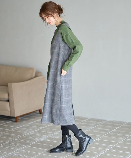 Viola e Viola(ヴィオラエヴィオラ)の「洗えるもちもちゆるシンプルニットプチハイネック(ニット/セーター・レディース・ホワイト×ブラック/ブラック/グレイッシュブルー/チャコールグレー/グリーン/コーラル・LL/M/L/3L)」の10枚目の写真