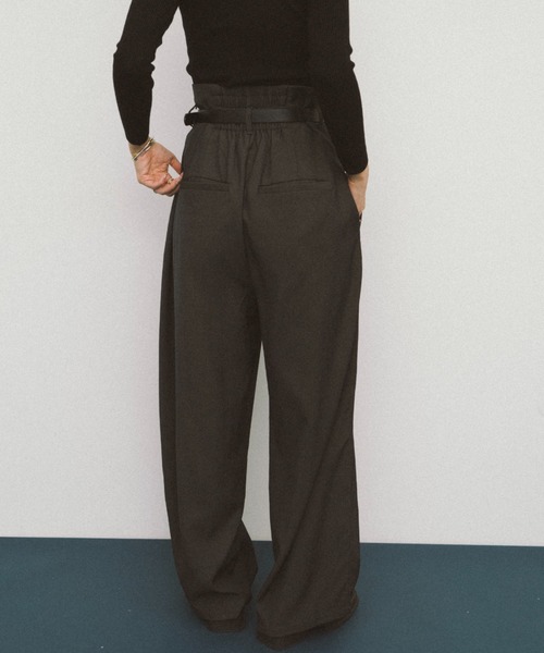 HANNE(アン)の「ピンタックハイウエストパンツ(その他パンツ・レディース・ブラック/カーキ/グレー・FREE/SMALL)」の10枚目の写真