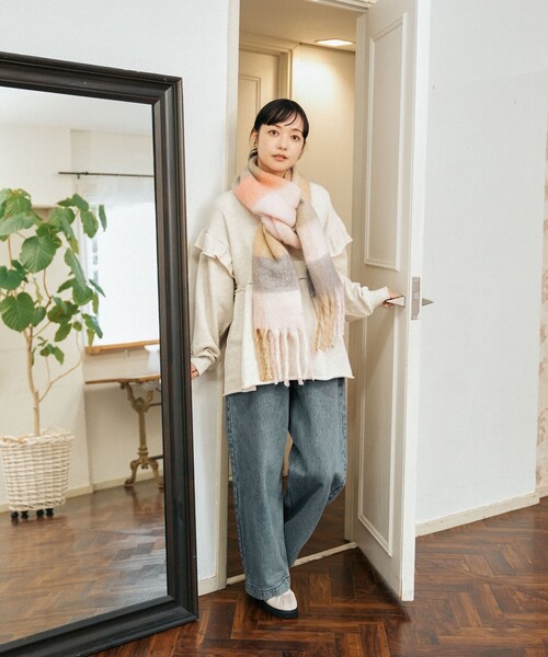 FREAK'S STORE(フリークスストア)の「ボリューム チェック フリンジマフラー(マフラー・レディース・イエロー/ブラウン/ピンク/サックスブルー・ONE SIZE)」の7枚目の写真