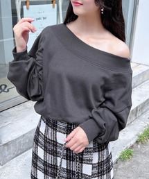 オフショルショートスウェットトップス