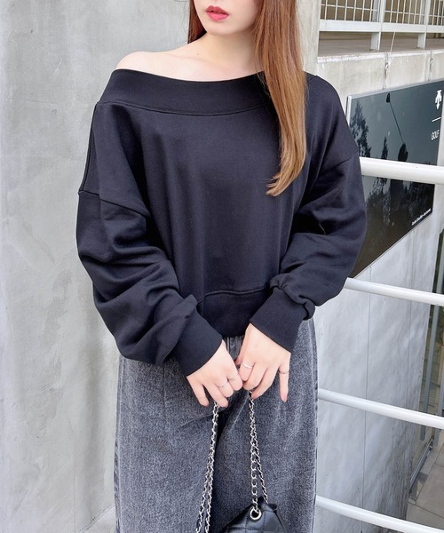 INGNI（イング）の「オフショルショートスウェットトップス（スウェット・レディース・アイボリー/ブラック/チャコールグレー/バーガンディー・M）」の11枚目の写真