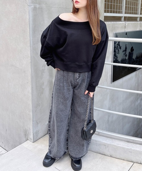 INGNI（イング）の「オフショルショートスウェットトップス（スウェット・レディース・アイボリー/ブラック/チャコールグレー/バーガンディー・M）」の15枚目の写真