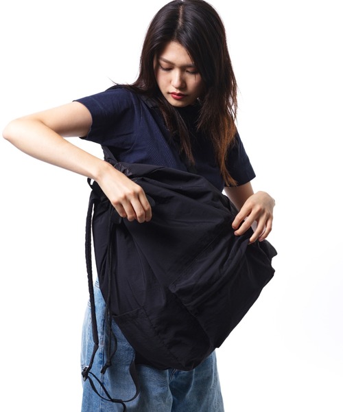 PACKING（パッキング）の「PACKING/パッキング/LIGHT LIGHT NYLON OXFORD NAP BACK PACK/ナイロンオックスフォード ナップバックパック/PA-045（バックパック/リュック・メンズ・ブラック・F）」の9枚目の写真