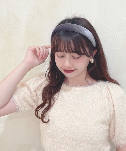 F i.n.t(フィント)の「クラシックアソートカチューシャ/F&A/fint フィント(カチューシャ・レディース・グレー/ブラック×ブラック/アイボリー/ブラック/ピンク・FREE)」の4枚目の写真