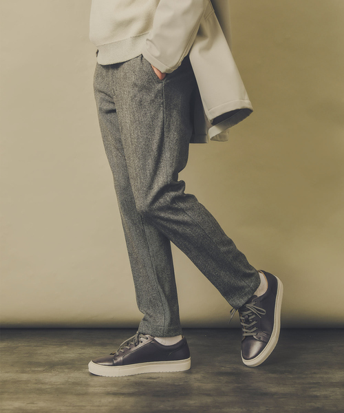 ABAHOUSE GRAY（アバハウスグレイ）の「【秋冬生地/セットアップ対応】ヘリンボーン柄 ニット スラックス パンツ（スラックス・メンズ・ネイビー/グレー/グレイッシュベージュ・48/50/44/46）」の2枚目の写真