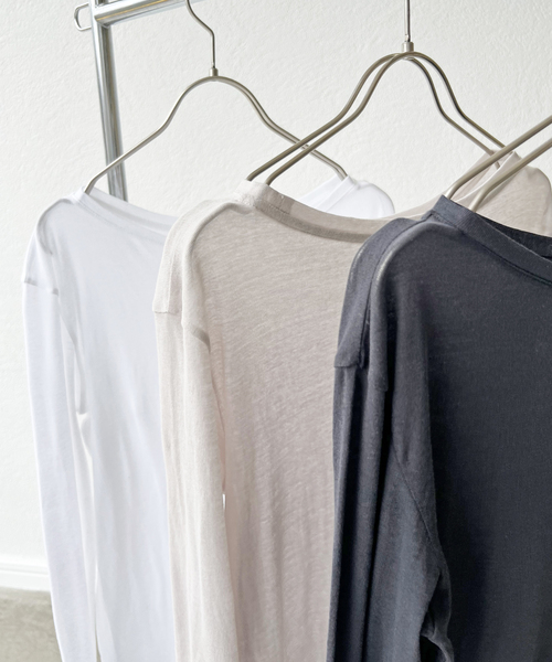 Spick & Span（スピックアンドスパン）の「《追加3》シアーボートネックプルオーバー（Tシャツ/カットソー・レディース・ライトグレー/ホワイト/チャコールグレー・FREE）」の5枚目の写真