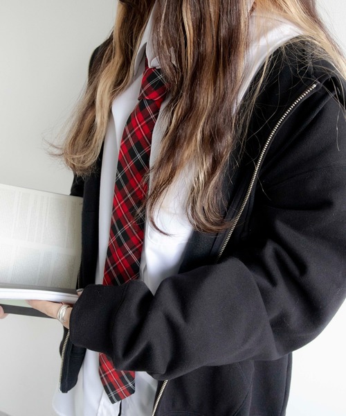 WEGO（ウィゴー）の「WEGO/柄ネクタイ（ネクタイ・レディース・ブルー系その他2/ライトピンク/サックスブルー/グレー系その他2/イエロー系その他3/ピンク/レッド系その他2・FREE）」の7枚目の写真