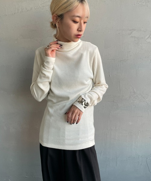 NOIR FABRIK（ヌワールファブリック）の「[NOIR FABRIK/ヌワールファブリック] タートルネック モチモチリブニットソー（Tシャツ/カットソー・レディース・ブラック/グレー/オフホワイト・1/0）」の17枚目の写真