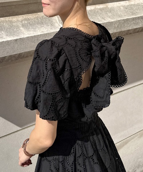 JENNE（ジェンヌ）の「バックリボンブラウス（その他トップス・レディース・ホワイト/ブラック・SMALL/MEDIUM/LARGE）」の8枚目の写真