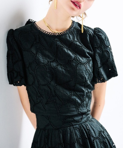 JENNE（ジェンヌ）の「バックリボンブラウス（その他トップス・レディース・ホワイト/ブラック・SMALL/MEDIUM/LARGE）」の12枚目の写真