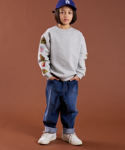 PAIRMANON STREET(ペアマノンストリート)の「【PAIRMANON STREET】裏起毛 袖 プリント グラフィック トレーナー(スウェット・キッズ・グレー系その他3/グレー系その他2/ベージュ系その他/グレー系その他/ブラック系その他・140/90/110/160/130/100/150/120)」の16枚目の写真