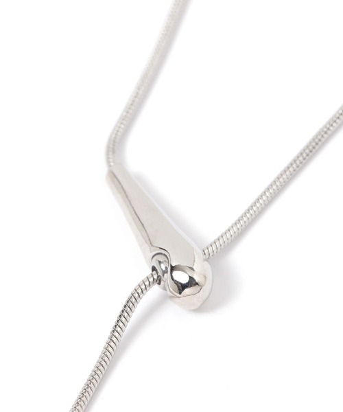 mysty woman（ミスティウーマン）の「シズクチョーカー  322961（ネックレス・レディース・シルバー・FREE）」の8枚目の写真