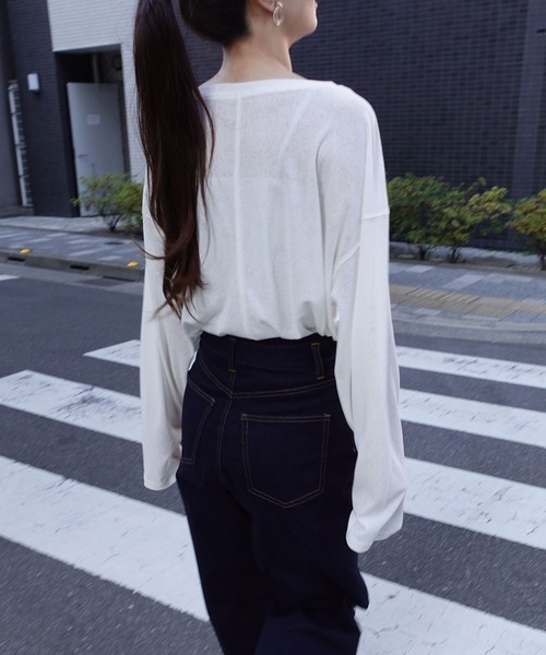 CORNERS（コーナーズ）の「サムホール付きサイドスリットシアートップス（Tシャツ/カットソー・レディース・アイボリー/グレー/ライム/ブラック・M）」の7枚目の写真