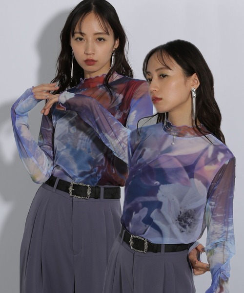 HARE（ハレ）の「2WAYアートガラシアートップス(HARE)（Tシャツ/カットソー・レディース・グリーン/ブルー/パープル・FREE）」の3枚目の写真