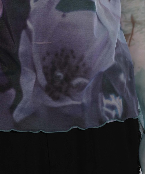 HARE（ハレ）の「2WAYアートガラシアートップス(HARE)（Tシャツ/カットソー・レディース・グリーン/ブルー/パープル・FREE）」の11枚目の写真