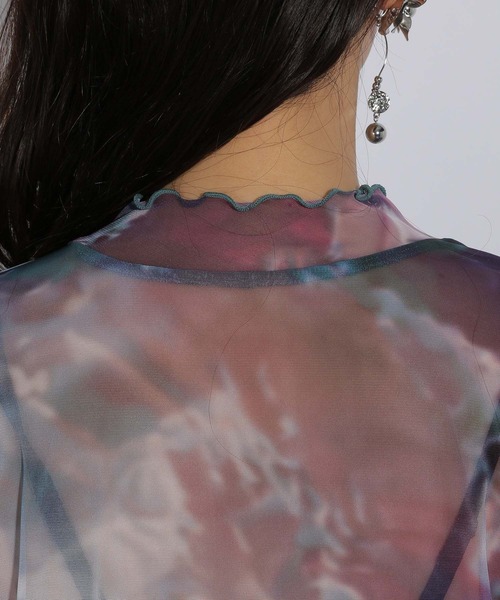 HARE（ハレ）の「2WAYアートガラシアートップス(HARE)（Tシャツ/カットソー・レディース・グリーン/ブルー/パープル・FREE）」の10枚目の写真