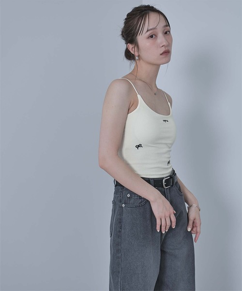 miette（ミエット）の「カップ付きリボン刺繍キャミソール（キャミソール・レディース・ブラック/レッド/グレー/アイボリー・FREE）」の9枚目の写真