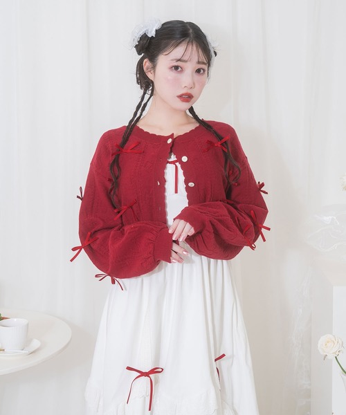 Honey Cinnamon（ハニーシナモン）の「透かし編みリボンカーディガン（カーディガン/ボレロ・レディース・レッド/サックスブルー・FREE）」の2枚目の写真