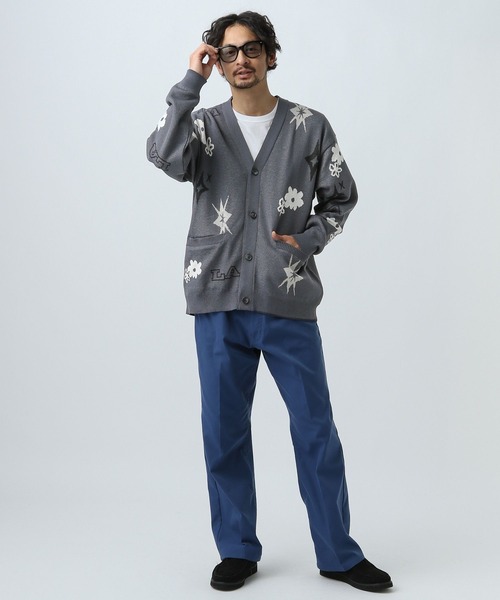 BAYFLOW（ベイフロー）の「マルチパターンジャガードニットカーディガン（カーディガン/ボレロ・メンズ・ブルー/グレー/レッド・MEDIUM/LARGE）」の4枚目の写真
