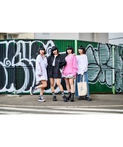 ZOZO(ゾゾ)の「【AVANTGARDEY × ZOZOTOWN】ダンステッチ ロング Tシャツ(Tシャツ/カットソー・メンズ・ホワイト/イエロー・S/M/L/XL)」の22枚目の写真