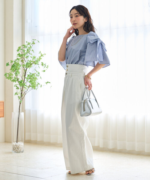 La boutique BonBon（ラブティックボンボン）の「【オウレンティ】メタリックハンドバッグ（ハンドバッグ・レディース・シルバー・FREE）」の6枚目の写真