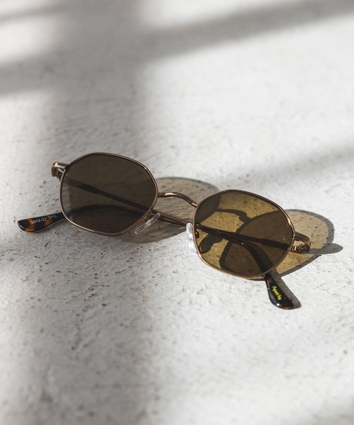 A part by(アパートバイ)の「【UVカット】UVサングラス(サングラス・レディース・ライトブラウン/ライトグレー/ブラウン/グレー/カーキ/GOLD ・FREE)」の6枚目の写真