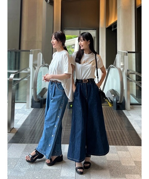 Day and Grade(デイアンドグレイド)の「【Shihoセレクト】PARISTシャツ(箔プリントver) / ストレッチ(Tシャツ/カットソー・レディース・ブラック/ホワイト・FREE)」の13枚目の写真