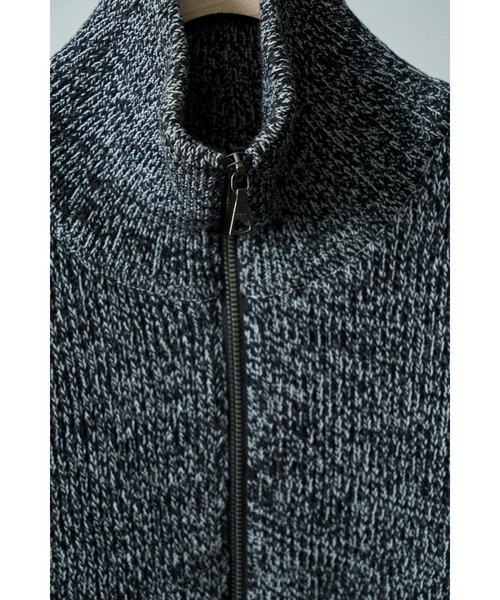 benine9（ビーナイン）の「benine 9 French Merino Wool Driver's Knit Vest (BN0225-301)（ベスト・メンズ・ブラック/カーキ・SMALL/MEDIUM/LARGE）」の3枚目の写真