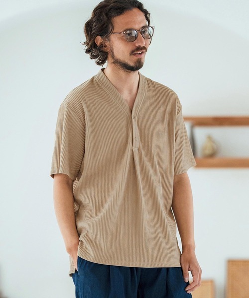 Magine(マージン)の「mt9602-Textured Jacquard Fabric Henley V-neck T-shirt Tシャツ(Tシャツ/カットソー・メンズ・ブラック/ホワイト/ベージュ・44/46/48)」の2枚目の写真