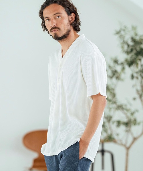 Magine(マージン)の「mt9602-Textured Jacquard Fabric Henley V-neck T-shirt Tシャツ(Tシャツ/カットソー・メンズ・ブラック/ホワイト/ベージュ・44/46/48)」の22枚目の写真