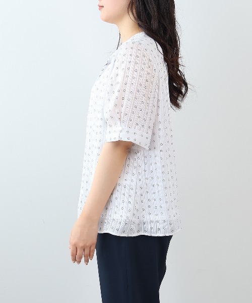 fleur by mint breeze(フルールバイミントブリーズ)の「【L~6L 大きいサイズ】ジョーゼットボウタイブラウス 半袖 春夏(シャツ/ブラウス・レディース・ブラック/ライトグレー/ネイビー・3L/4L/5L/LL/6L/L)」の14枚目の写真