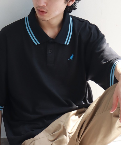 KANGOL（カンゴール）の「【KANGOL/カンゴール】 配色ライン入り 鹿の子 半袖 ポロシャツ（ポロシャツ・メンズ・チャコールグレー/ライトグレー/ブラック×ホワイト/ブラック×ブルー/ホワイト×レッド/ホワイト×ブラック/ネイビー/ブラウン・M/L/XL）」の4枚目の写真