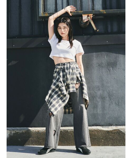 PUMA（プーマ）の「PUMA EVRIS SS TEE（Tシャツ/カットソー・レディース・ホワイト・FREE）」の5枚目の写真