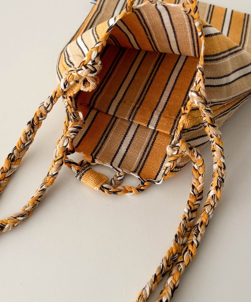 CANAL JEAN(キャナルジーン)の「DULTON HAMMOCK SACOCHE ハンモックサコッシュ/RNZ-0862SC(ショルダーバッグ・レディース・ピンク/ブルー/イエロー/レッド/ネイビー・ONE SIZE)」の7枚目の写真