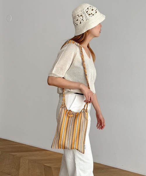 CANAL JEAN(キャナルジーン)の「DULTON HAMMOCK SACOCHE ハンモックサコッシュ/RNZ-0862SC(ショルダーバッグ・レディース・ピンク/ブルー/イエロー/レッド/ネイビー・ONE SIZE)」の12枚目の写真