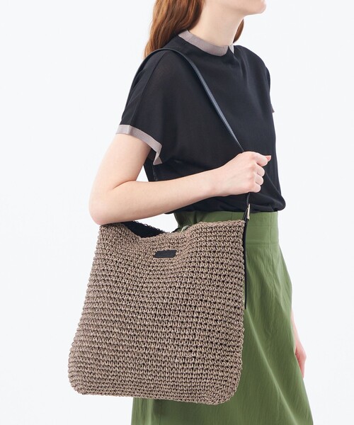 MACKINTOSH PHILOSOPHY（ﾏｯｷﾝﾄｯｼｭ ﾌｨﾛｿﾌｨｰ）の「ワンショルダーペーパートート（ショルダーバッグ・レディース・ベージュ/チャコールグレー・FREE）」の2枚目の写真