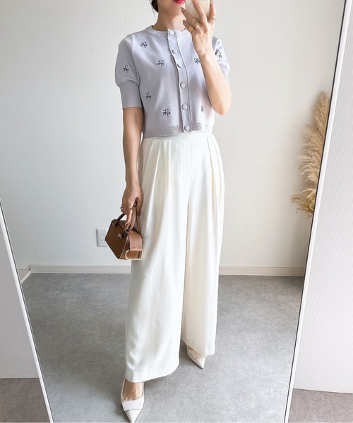 &. NOSTALGIA（アンドドットノスタルジア）の「【ZOZO限定】花刺繍ニットカーディガン（カーディガン/ボレロ・レディース・ホワイト/ライトグレー/ブラック・M）」の21枚目の写真