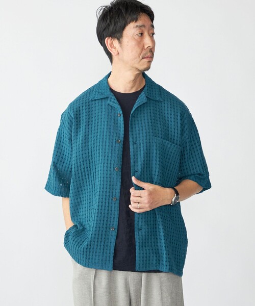 SHIPS(シップス)の「BENCH MARKING SHIRTS: シアー ドビー ショートスリーブ シャツ(シャツ/ブラウス・メンズ・カーキ/ブルー/ブラック・SMALL/MEDIUM/LARGE)」の3枚目の写真