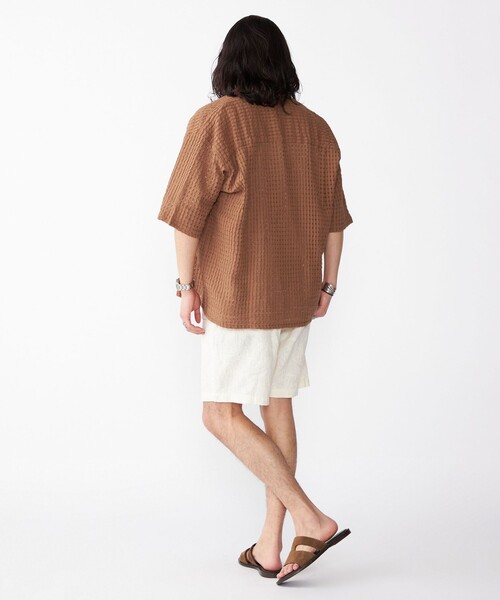 SHIPS(シップス)の「BENCH MARKING SHIRTS: シアー ドビー ショートスリーブ シャツ(シャツ/ブラウス・メンズ・カーキ/ブルー/ブラック・SMALL/MEDIUM/LARGE)」の8枚目の写真