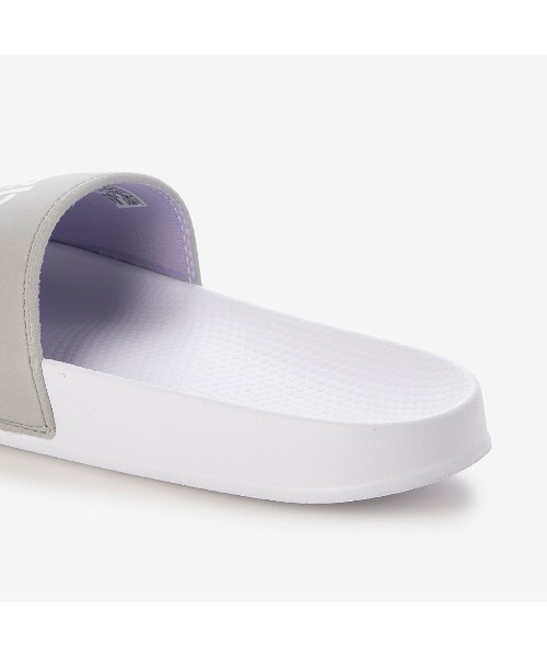 Reebok(リーボック)の「フルゲーレ スライド / FULGERE SLIDE(サンダル・メンズ・ブラック/グレー/ホワイト/ブラック×ブラック/ネイビー・27.0cm/26.0cm/25.0cm/24.0cm/30.0cm/29.0cm/28.0cm/23.0cm/23.5cm/31cm)」の18枚目の写真