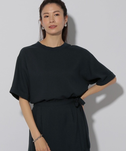 Elura(エルーラ)の「サラサラリラクシー2WAYブラウス/321526(シャツ/ブラウス・レディース・ダークブラウン/ネイビー/オフホワイト/ブラック・LARGE/SMALL/MEDIUM)」の4枚目の写真