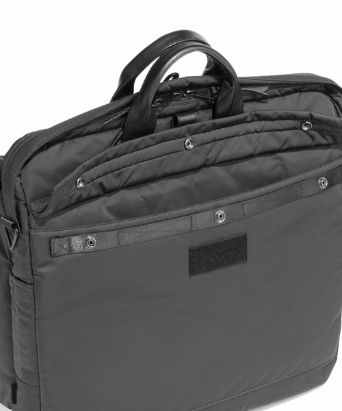 UNTRACK（アントラック）の「CITY PLUS/THE HELMET トートバッグ B4サイズ 15.6inchPC収納 60343（トートバッグ・メンズ・ブラック/グレー/ネイビー・FREE）」の12枚目の写真